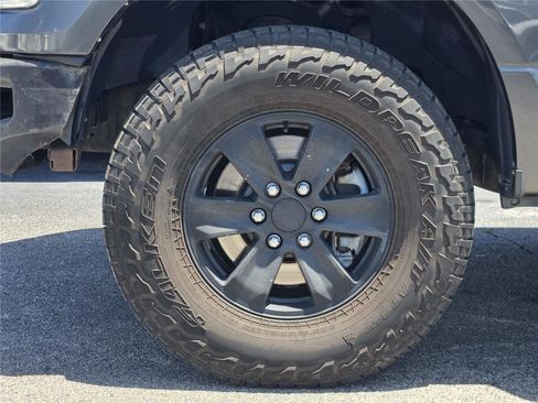 Used 2016 Ford F150 XLT RWD image 11