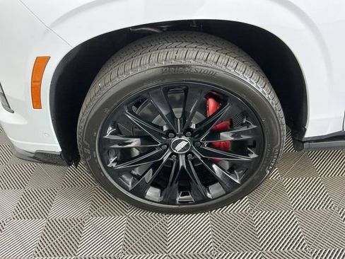 Used 2026 Cadillac Escalade V AWD/4WD image 35