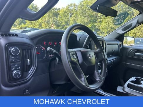 Certified 2022 Chevrolet Silverado 1500 Custom Trail Boss AWD/4WD image 10