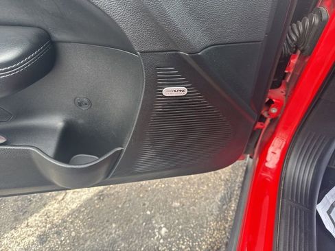 Used 2019 Dodge Challenger R/T w/ Plus Package image 18