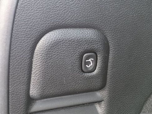 Used 2020 Jeep Grand Cherokee Altitude RWD image 15