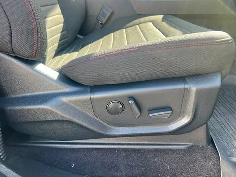 Used 2020 Ford F150 XLT w/ Equipment Group 302A Luxury AWD/4WD image 12