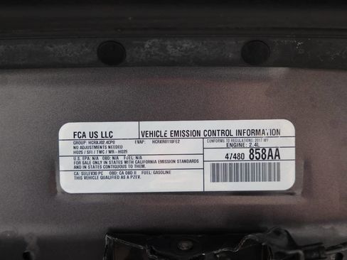 Used 2017 Jeep Cherokee High Altitude AWD/4WD image 39