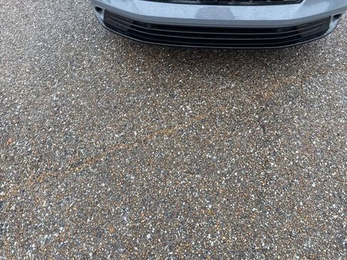 Used 2024 Honda Accord EX-L image 8