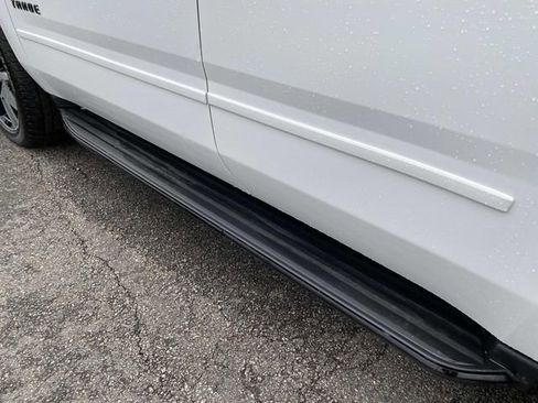 Used 2020 Chevrolet Tahoe Premier AWD/4WD image 32