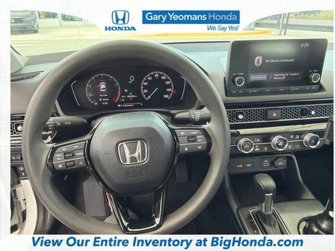 Used 2023 Honda Civic LX image 8