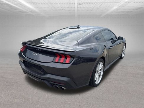 Used 2024 Ford Mustang GT Premium RWD image 5