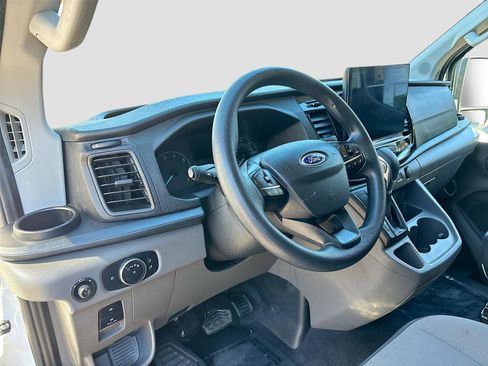 Used 2023 Ford Transit 350 XLT image 7