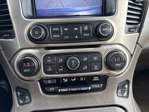 Used 2017 GMC Yukon XL Denali w/ Open Road Package AWD/4WD image 25