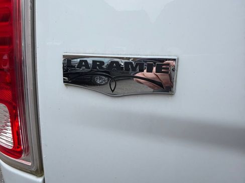 Used 2015 RAM 3500 Laramie AWD/4WD image 11