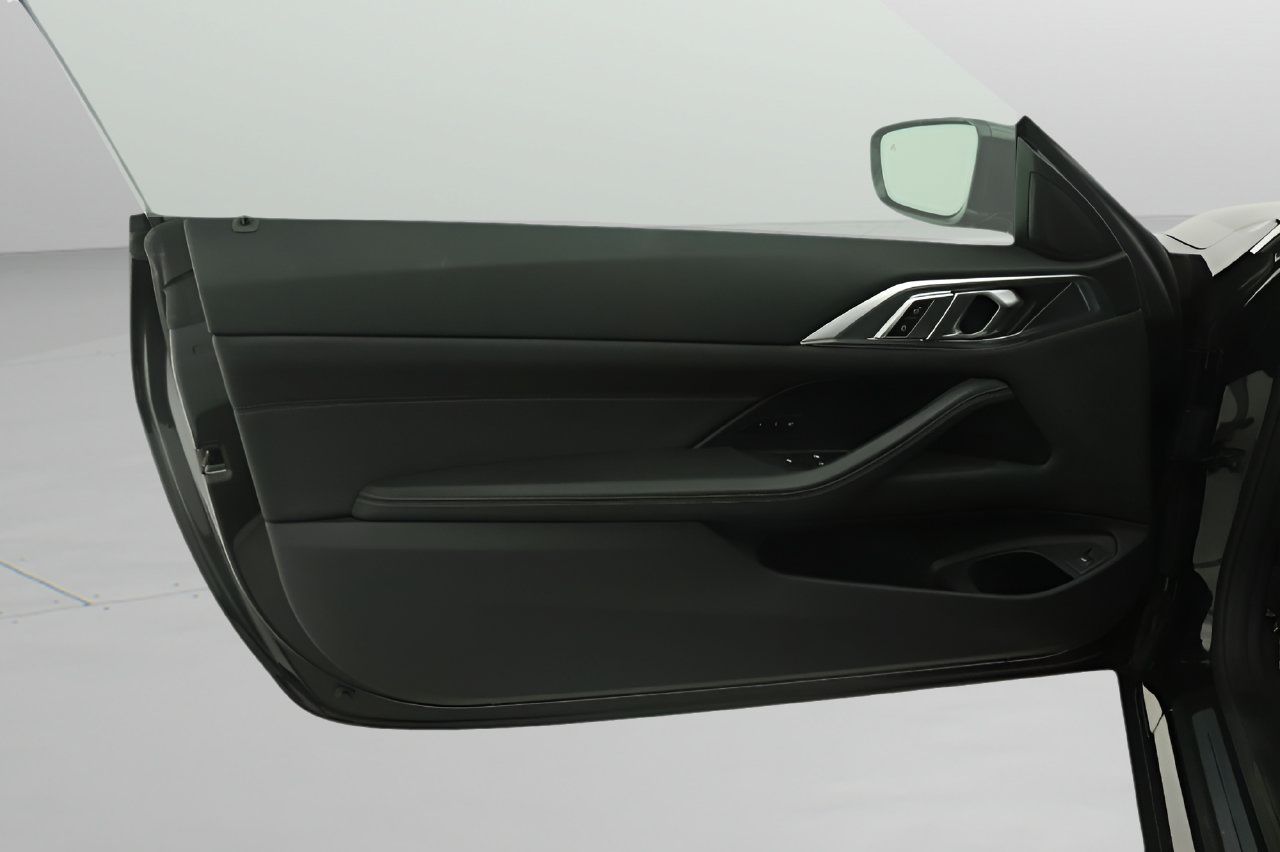 Used 2026 BMW 430i Convertible RWD image 17