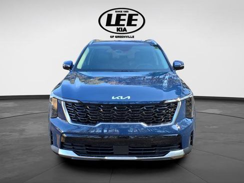 New 2026 Kia Sorento S image 2