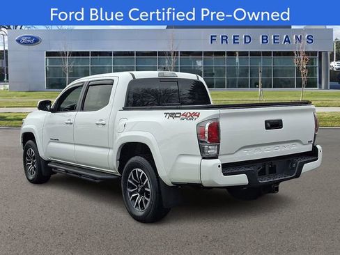 Used 2022 Toyota Tacoma TRD Sport image 5