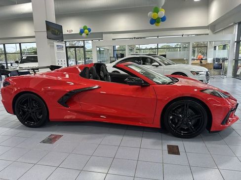 Used 2026 Chevrolet Corvette Stingray Preferred Conv w/ 2LT RWD image 25