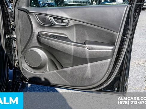 Used 2021 Hyundai Kona SE image 48