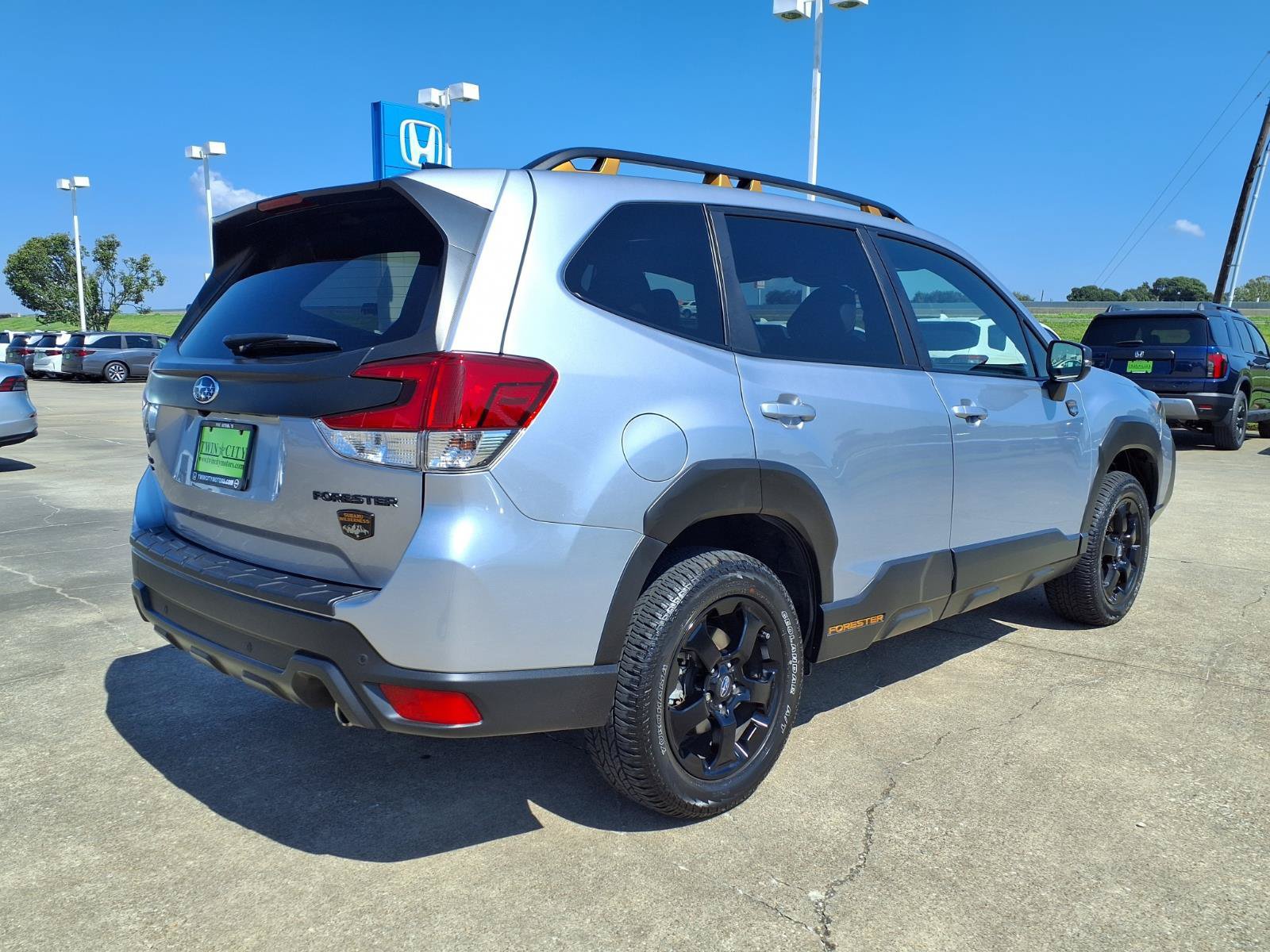 Used 2024 Subaru Forester Wilderness w/ Convenience Package AWD/4WD image 2