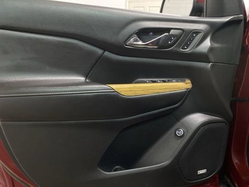 Used 2017 GMC Acadia Denali w/ Technology Package image 14