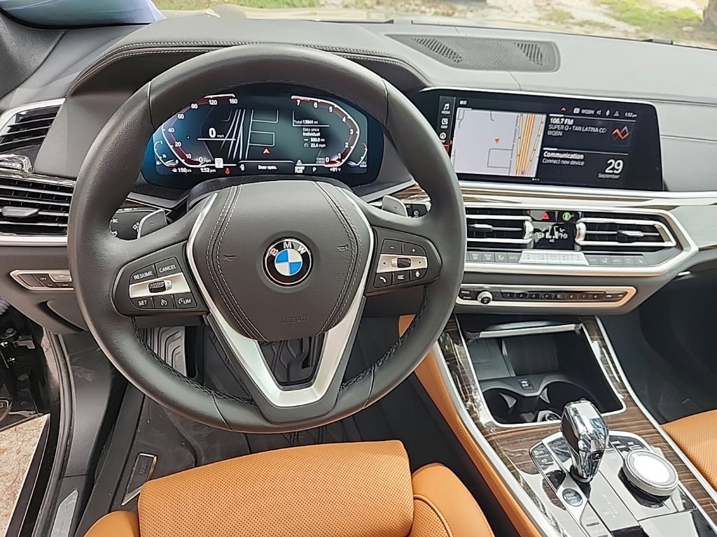 Certified 2023 BMW X5 sDrive40i w/ Premium Package RWD image 4