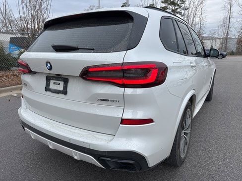 Used 2021 BMW X5 xDrive40i w/ M Sport Package image 5