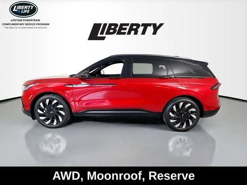 Used 2024 Lincoln Nautilus Reserve w/ Equipment Group 202A image 4