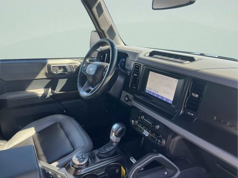 Used 2023 Ford Bronco Big Bend w/ Sasquatch Package image 17