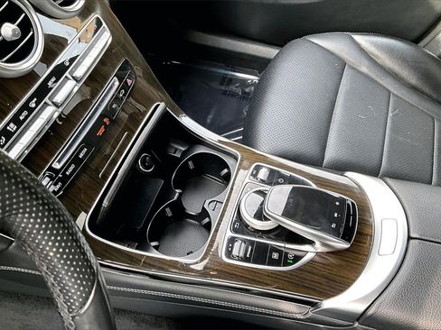 Used 2018 Mercedes-Benz GLC 300 4MATIC image 18