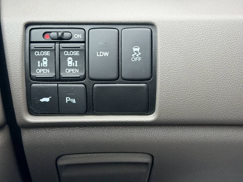 Used 2016 Honda Odyssey Touring image 35