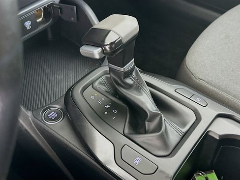 Used 2025 Kia K4 LXS image 25