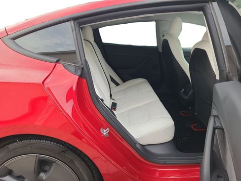 Used 2021 Tesla Model 3 Standard Range Plus image 21