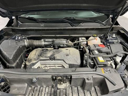 Certified 2021 GMC Acadia SLE w/ Driver Convenience Package FWD image 29