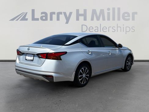 Used 2021 Nissan Altima 2.5 S FWD image 5