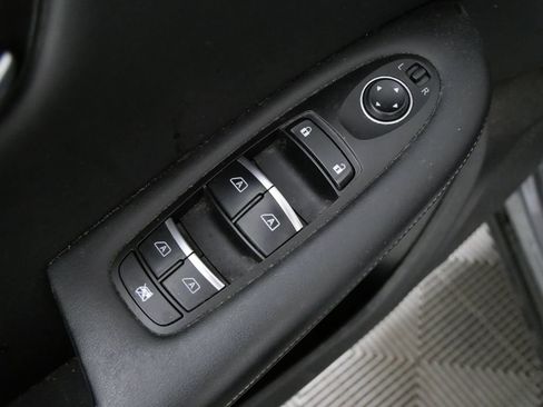 Used 2020 INFINITI QX50 Essential w/ Edition 30 Package AWD/4WD image 16