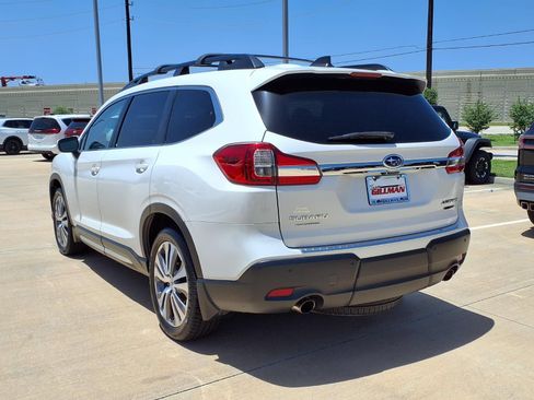 Used 2020 Subaru Ascent Limited w/ Technology Package AWD/4WD image 2