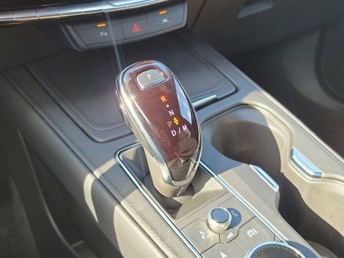 Used 2025 Cadillac XT4 Premium Luxury FWD image 28