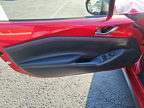 Used 2016 MAZDA MX-5 Miata Grand Touring image 19