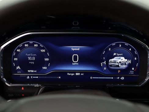 Used 2024 Chevrolet Silverado 1500 LTZ image 12