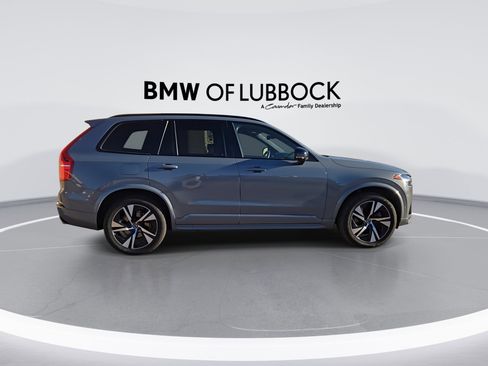 Used 2020 Volvo XC90 T6 R-Design image 9