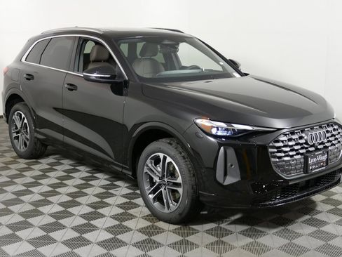 New 2025 Audi Q5 Premium image 1