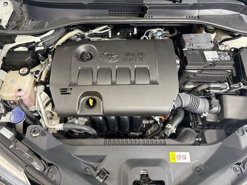 Used 2021 Toyota C-HR XLE FWD image 29