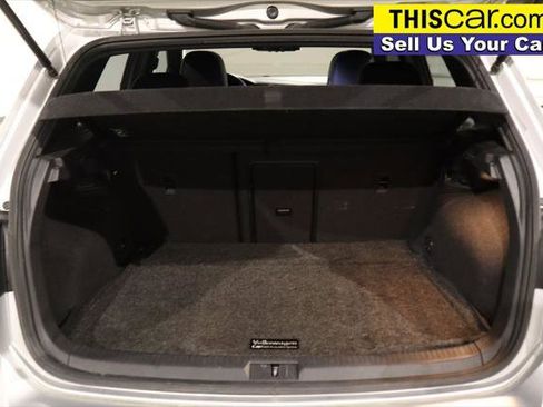 Used 2015 Volkswagen GTI SE image 24