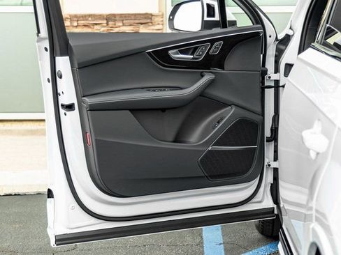 New 2026 Audi Q7 3.0T Premium Plus AWD/4WD image 11