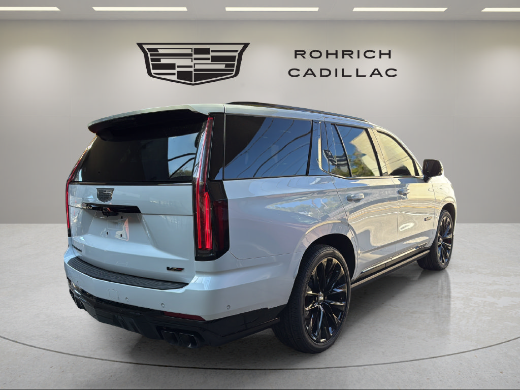 Certified 2026 Cadillac Escalade V w/ LPO, ONYX Package AWD/4WD image 4