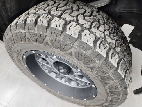 Used 2020 RAM 1500 Laramie image 3