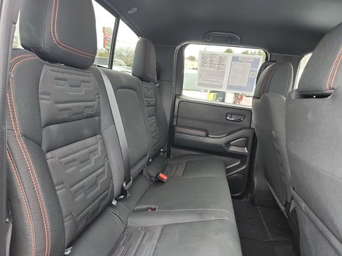 Used 2023 Nissan Frontier PRO-4X w/ Pro Convenience Package image 29