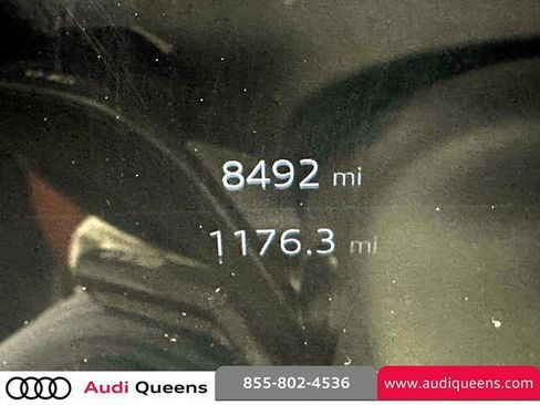 Used 2025 Audi S6 e-tron Prestige image 35