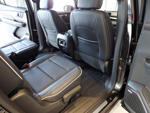 Used 2025 Buick Enclave Preferred image 24