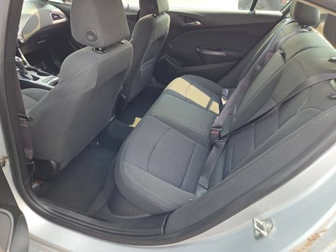 Used 2017 Chevrolet Cruze LT w/ Convenience Package FWD image 20