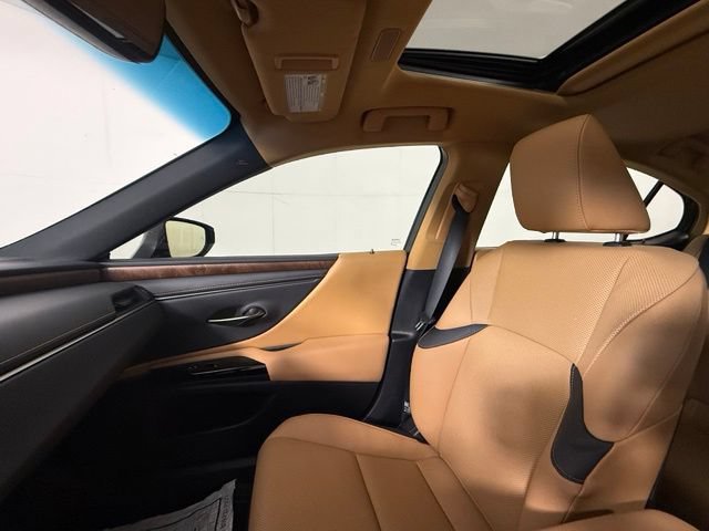 Certified 2022 Lexus ES 350 w/ Premium Package FWD image 19