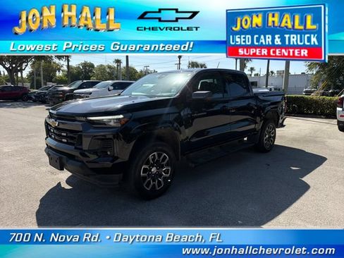 Used 2024 Chevrolet Colorado LT w/ LT Convenience Package III AWD/4WD image 2
