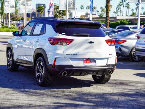 Used 2023 Chevrolet TrailBlazer RS w/ Sun and Liftgate Package image 6